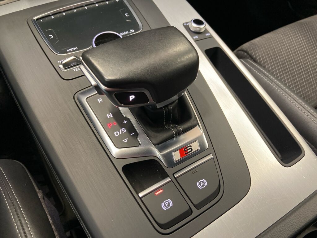 Audi SQ5 2018 Valkoinen