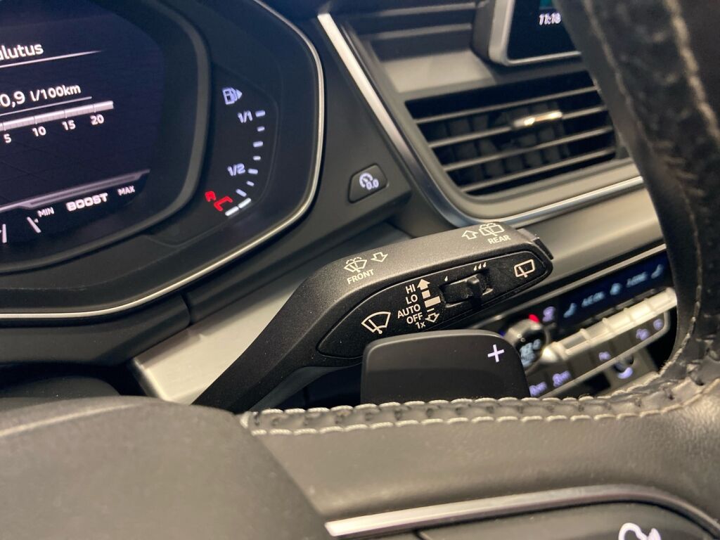 Audi SQ5 2018 Valkoinen