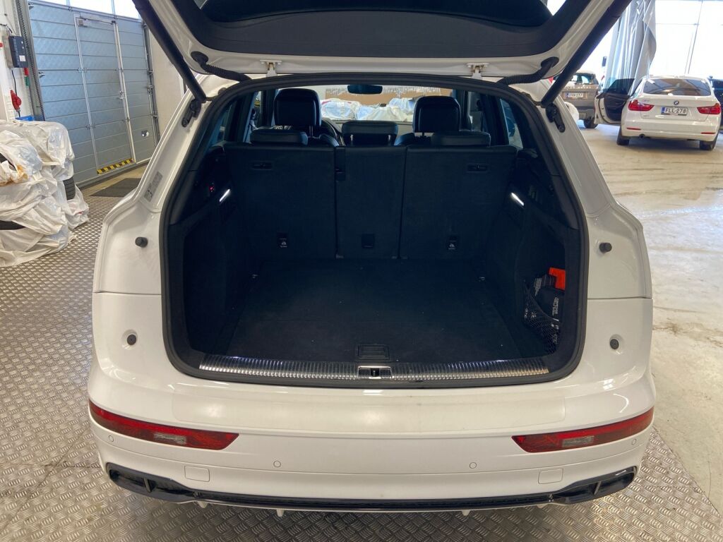 Audi SQ5 2018 Valkoinen