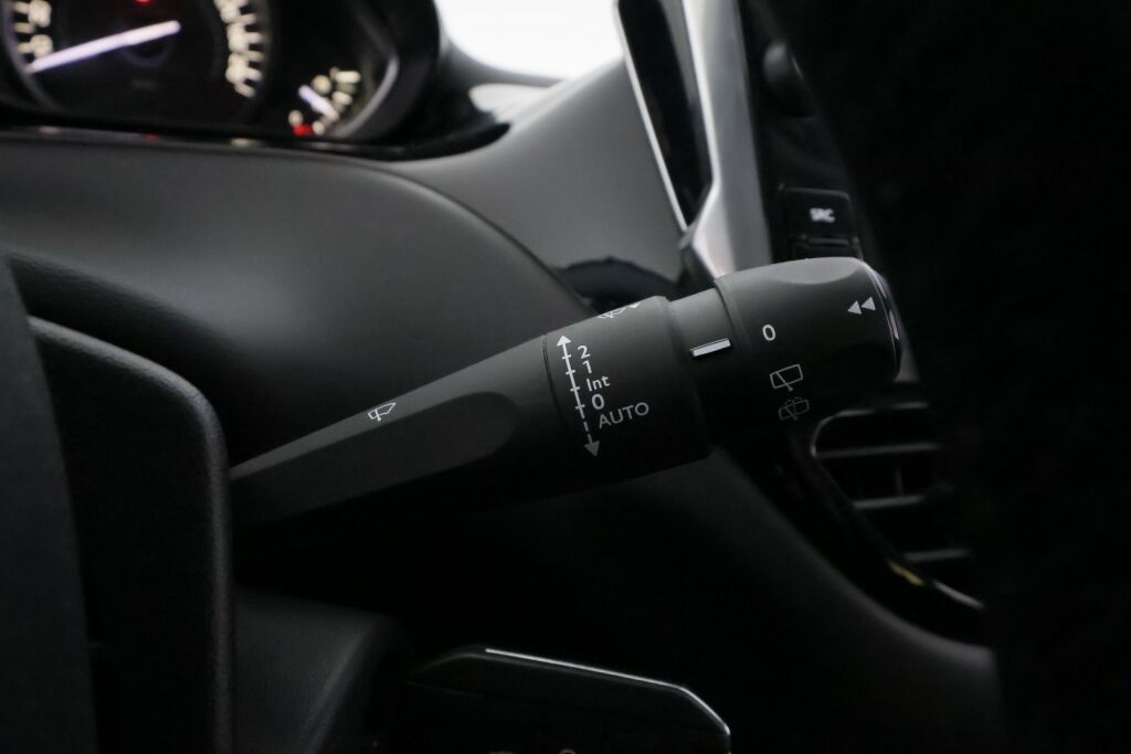 Peugeot 208 2018 Harmaa