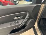 Dacia Duster 2018 Ruskea (beige)