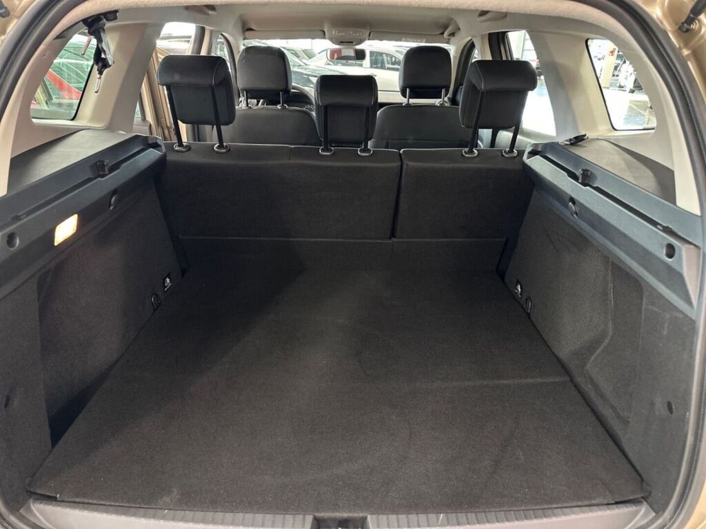 Dacia Duster 2018 Ruskea (beige)