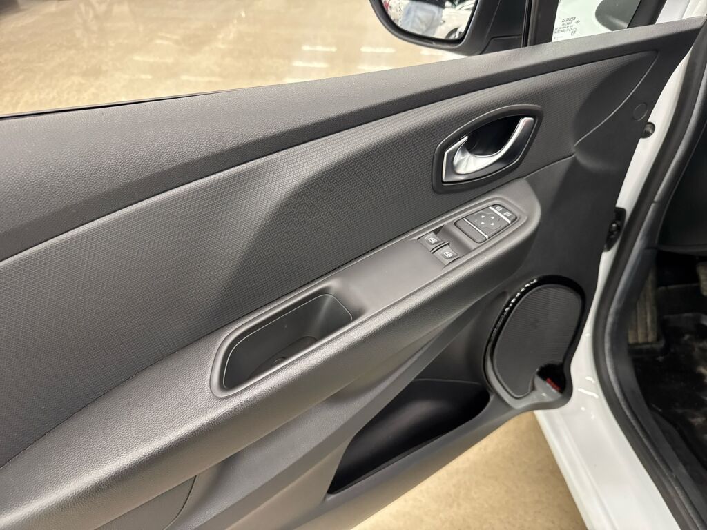 Renault Clio 2018 Valkoinen