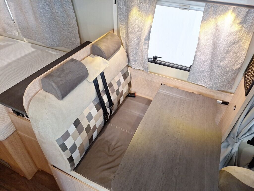 Sunlight T 58 2018 Valkoinen