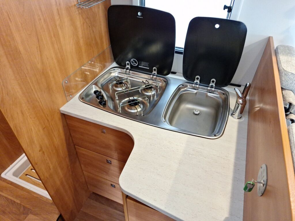 Dethleffs Trend 2018 Valkoinen