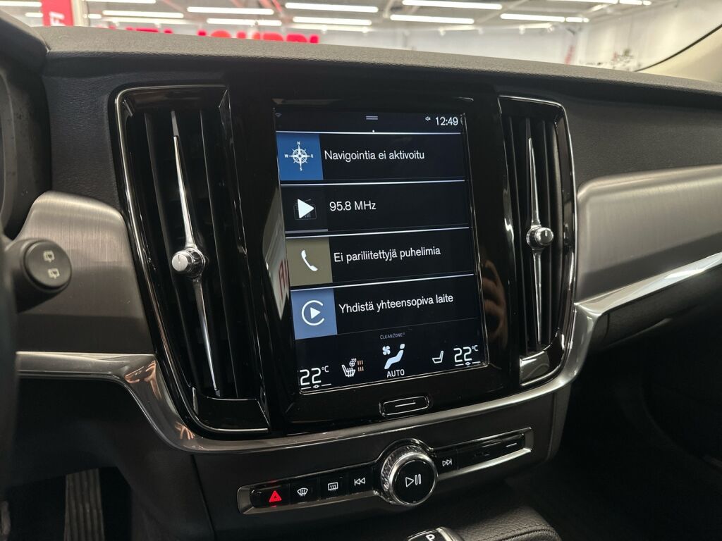 Volvo V90 2018 Musta