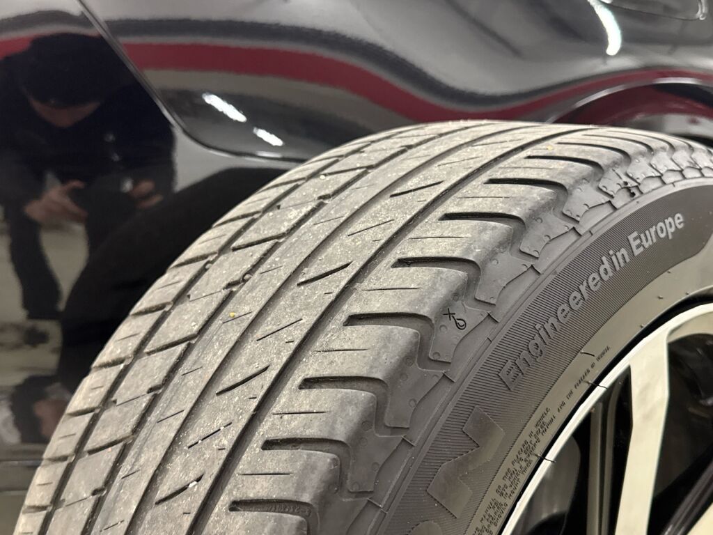 Volkswagen Passat 2018 Musta