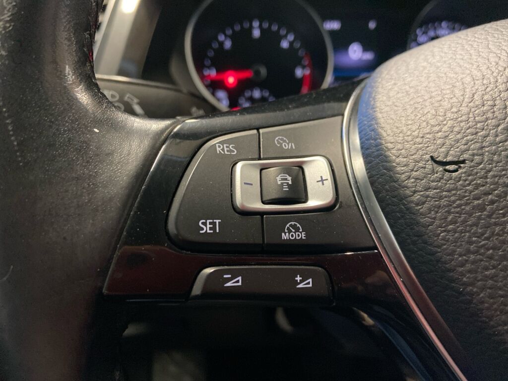 Volkswagen Tiguan Allspace 2018 Musta