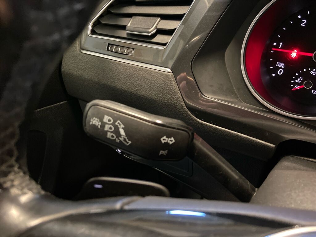 Volkswagen Tiguan Allspace 2018 Musta