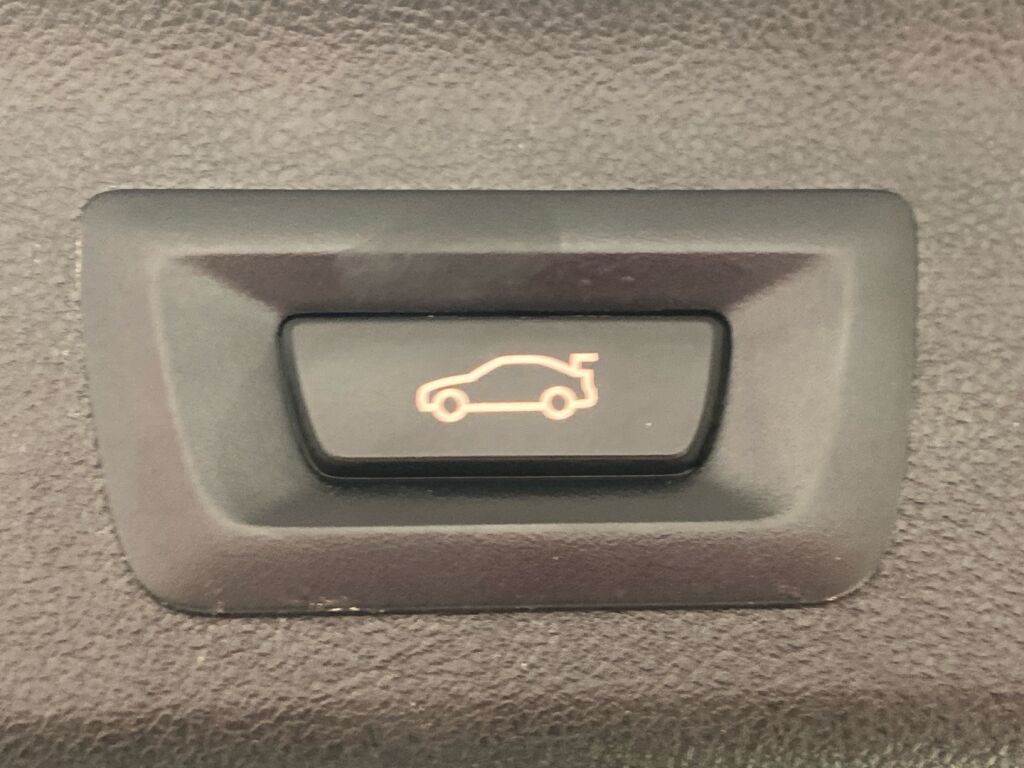 BMW 520 2018 Valkoinen