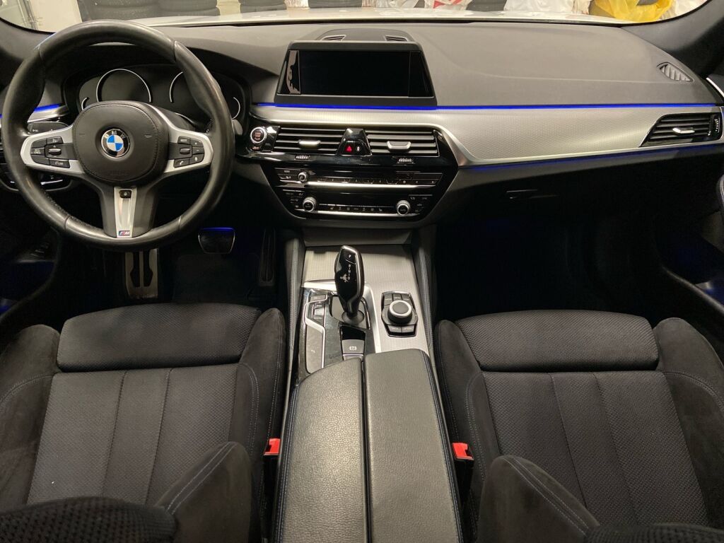 BMW 520 2018 Valkoinen