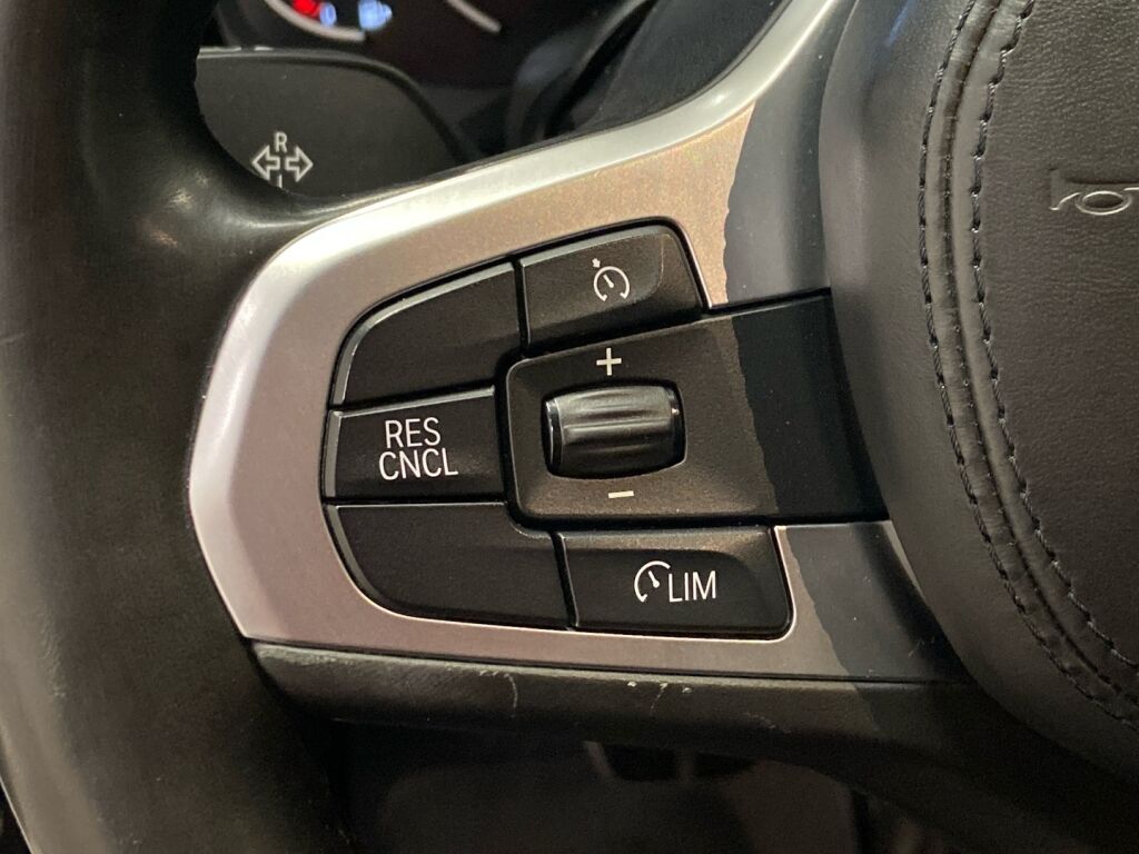 BMW 520 2018 Valkoinen