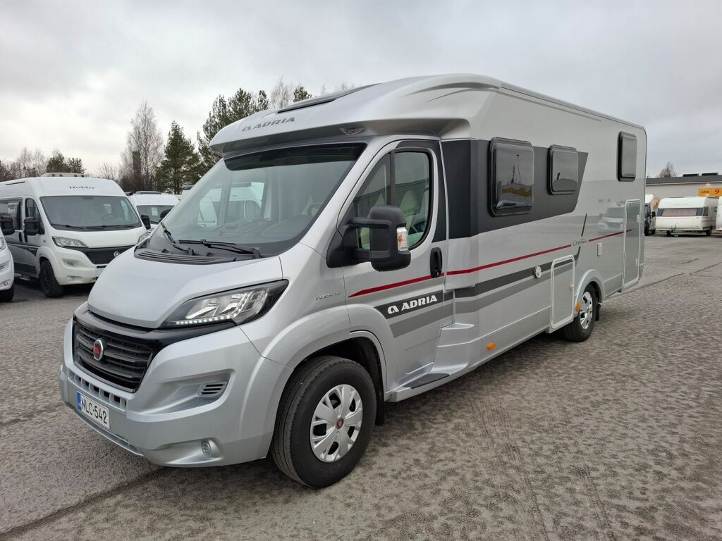 Adria Coral 670 SL Platinum 2018 Harmaa