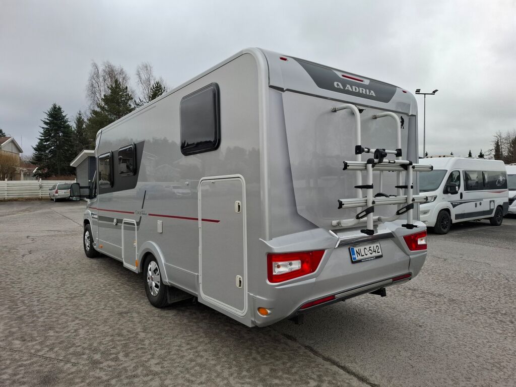 Adria Coral 670 SL Platinum 2018 Harmaa
