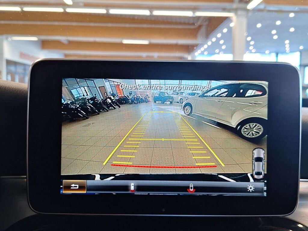 Mercedes-Benz C 2017 Sininen