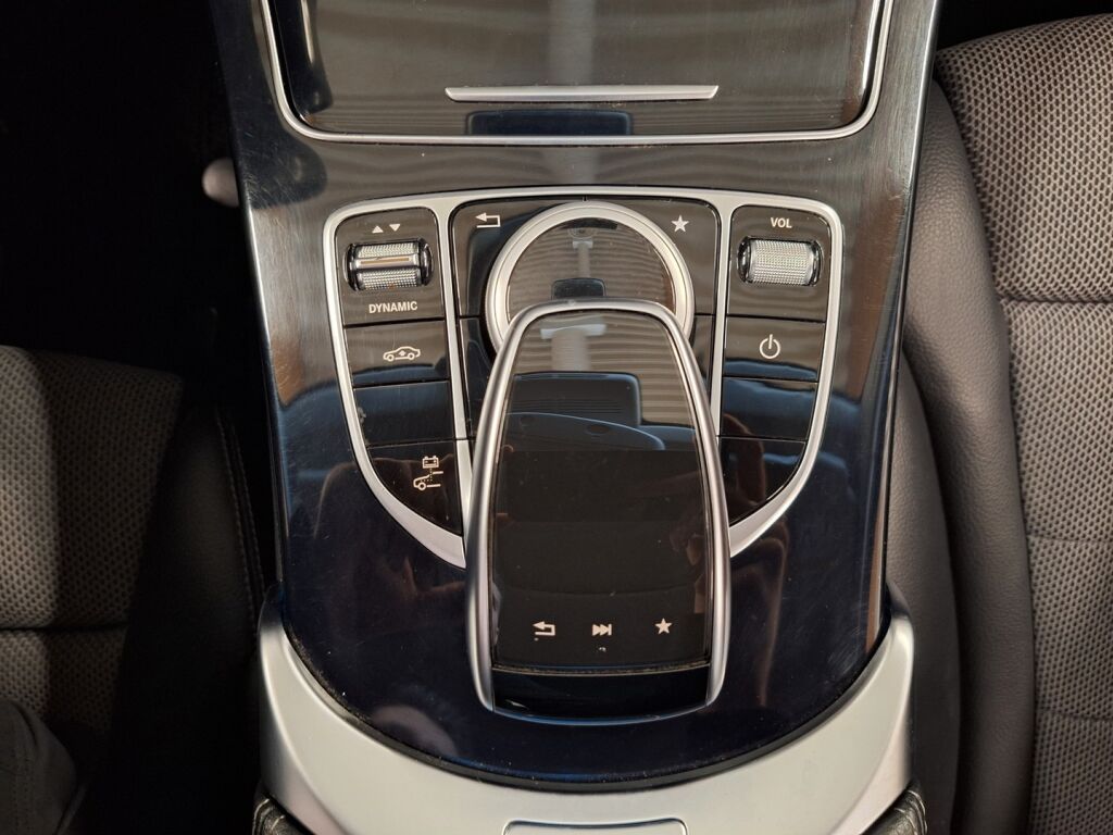 Mercedes-Benz C 2017 Sininen