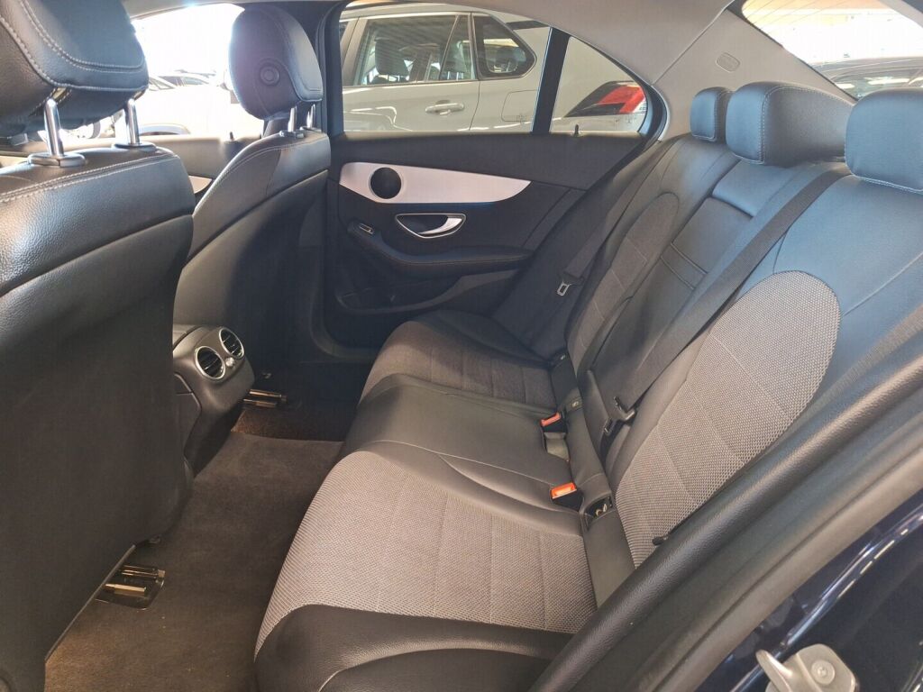 Mercedes-Benz C 2017 Sininen