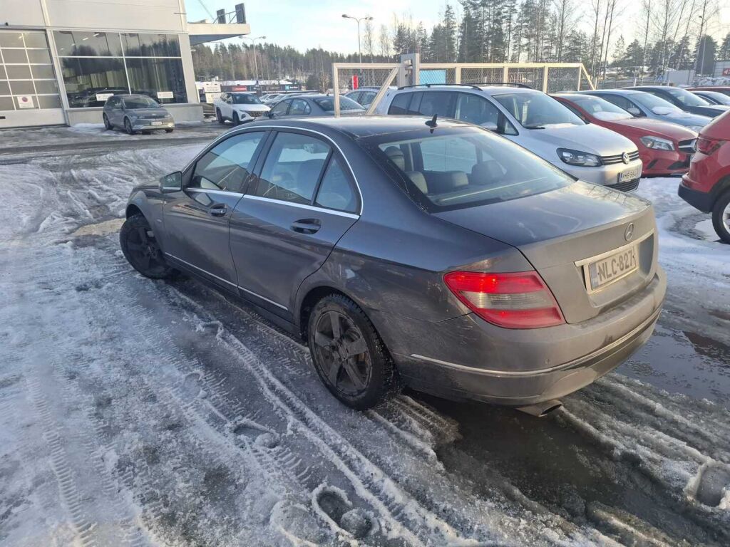 Mercedes-Benz C 2010 Harmaa