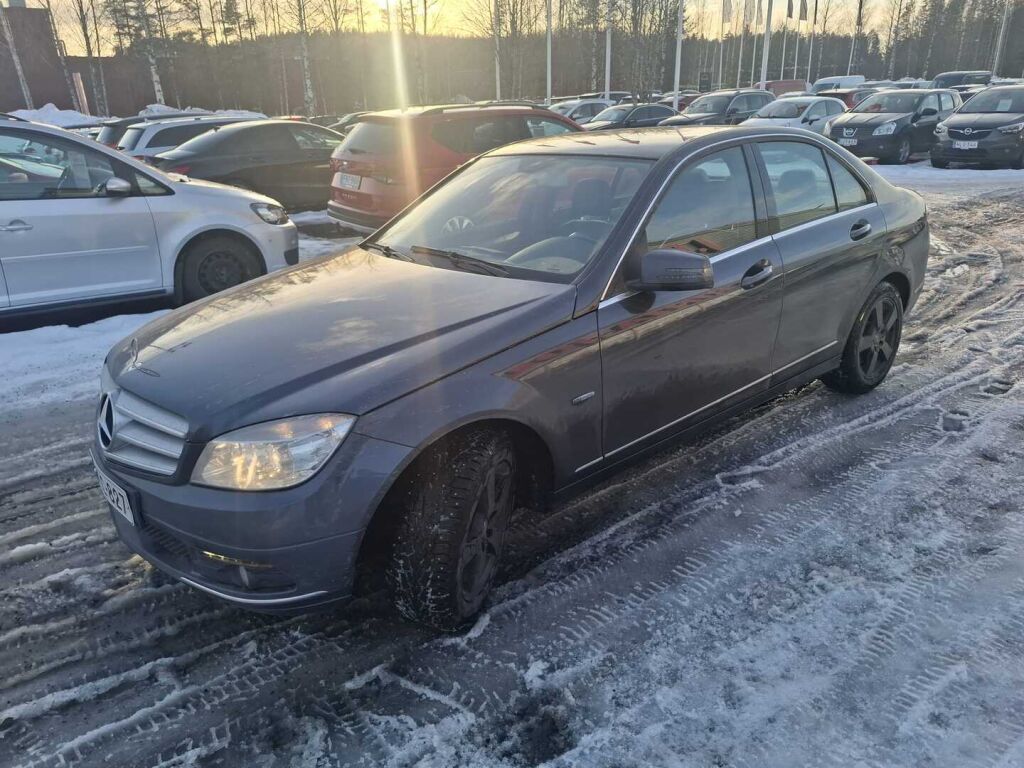 Mercedes-Benz C 2010 Harmaa