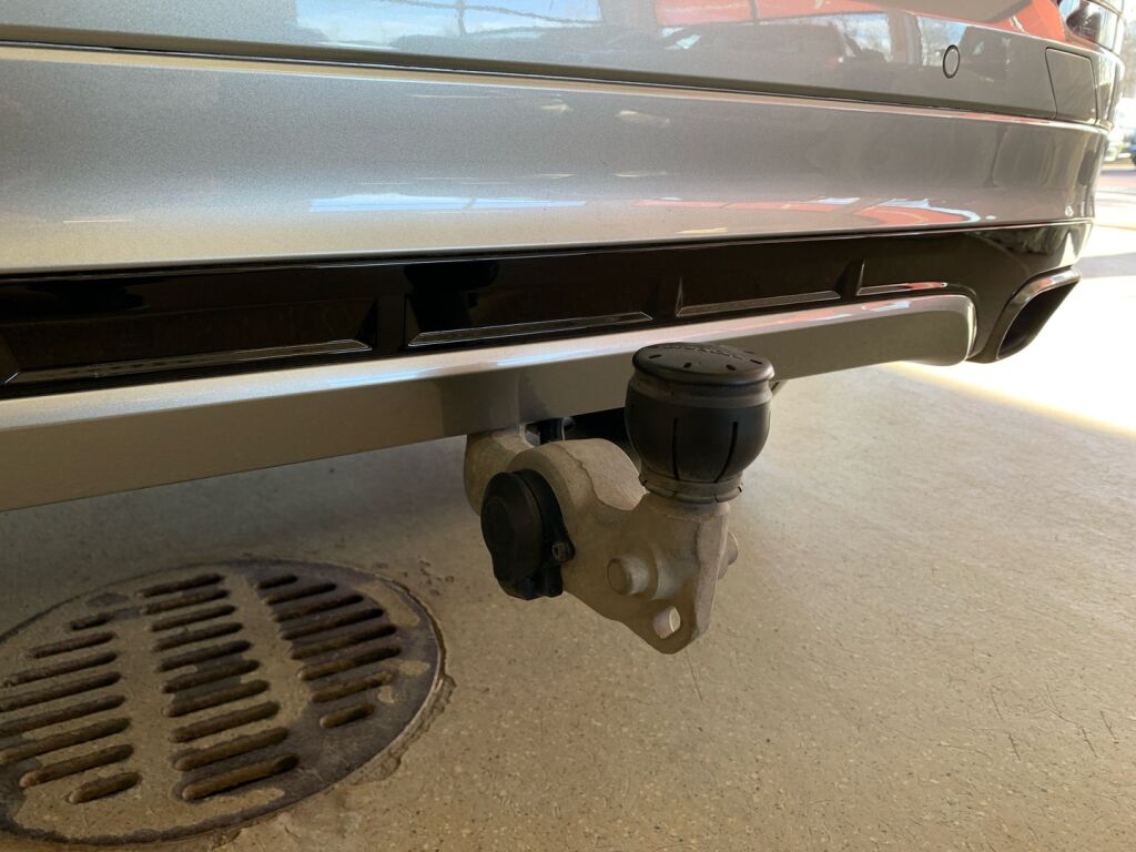 Volvo XC60 2018 Harmaa