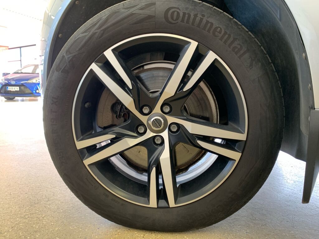 Volvo XC60 2018 Harmaa