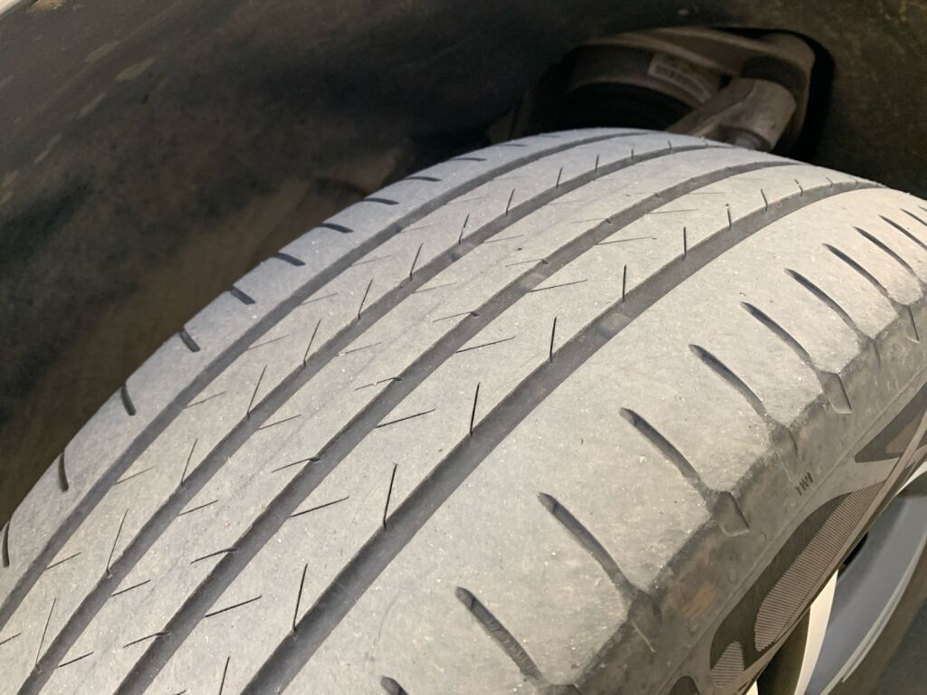 Volvo XC60 2018 Harmaa