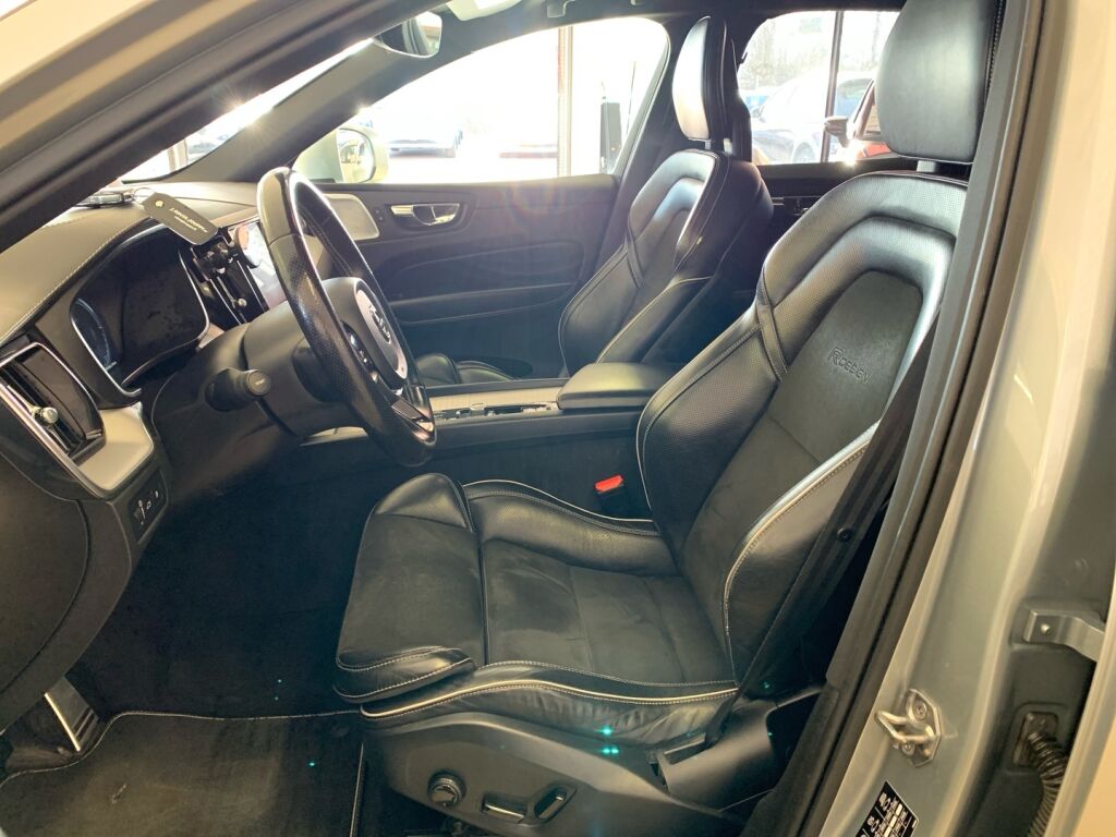 Volvo XC60 2018 Harmaa