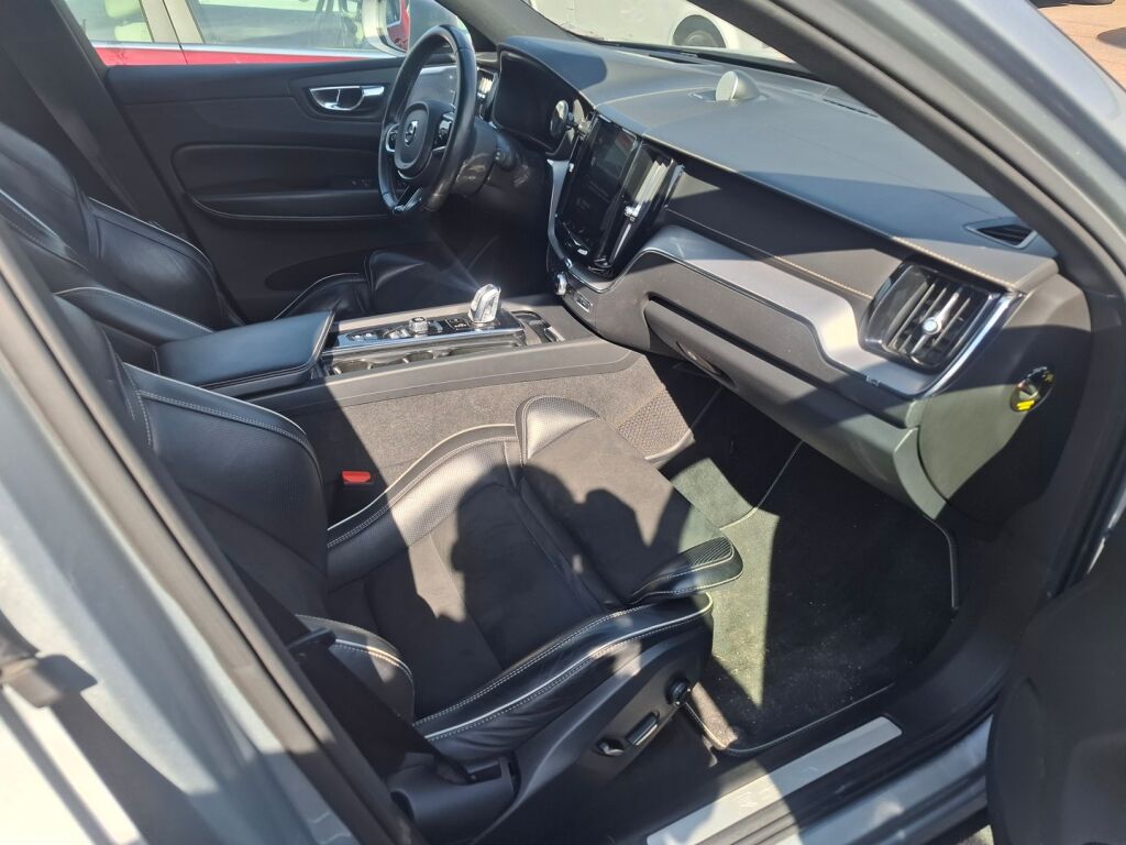 Volvo XC60 2018 Harmaa