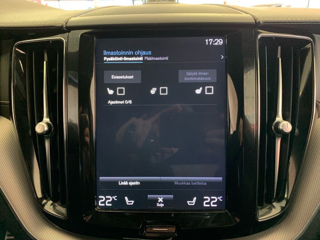 Volvo XC60 2018 Harmaa