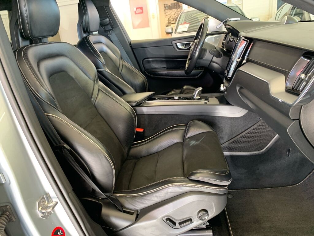 Volvo XC60 2018 Harmaa