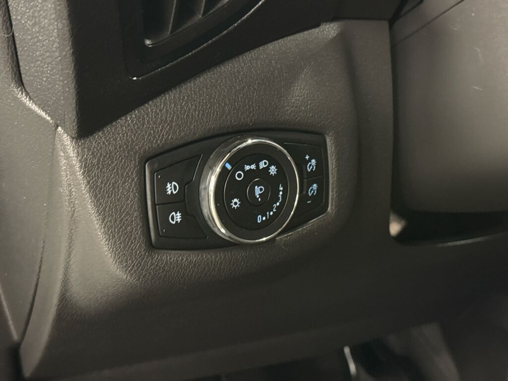 Ford Transit Connect 2018 Valkoinen