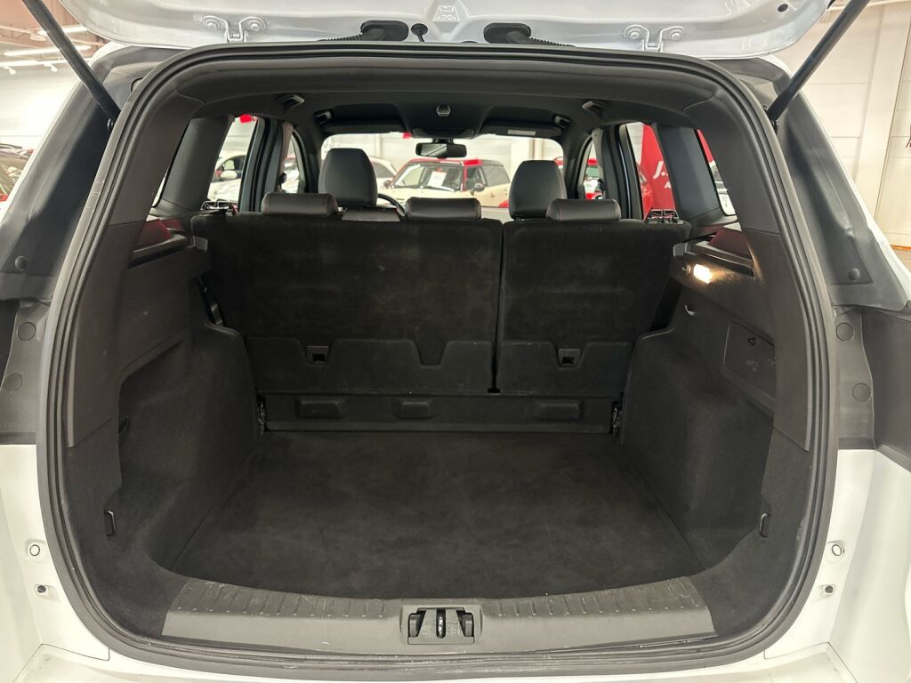 Ford Kuga 2018 Valkoinen