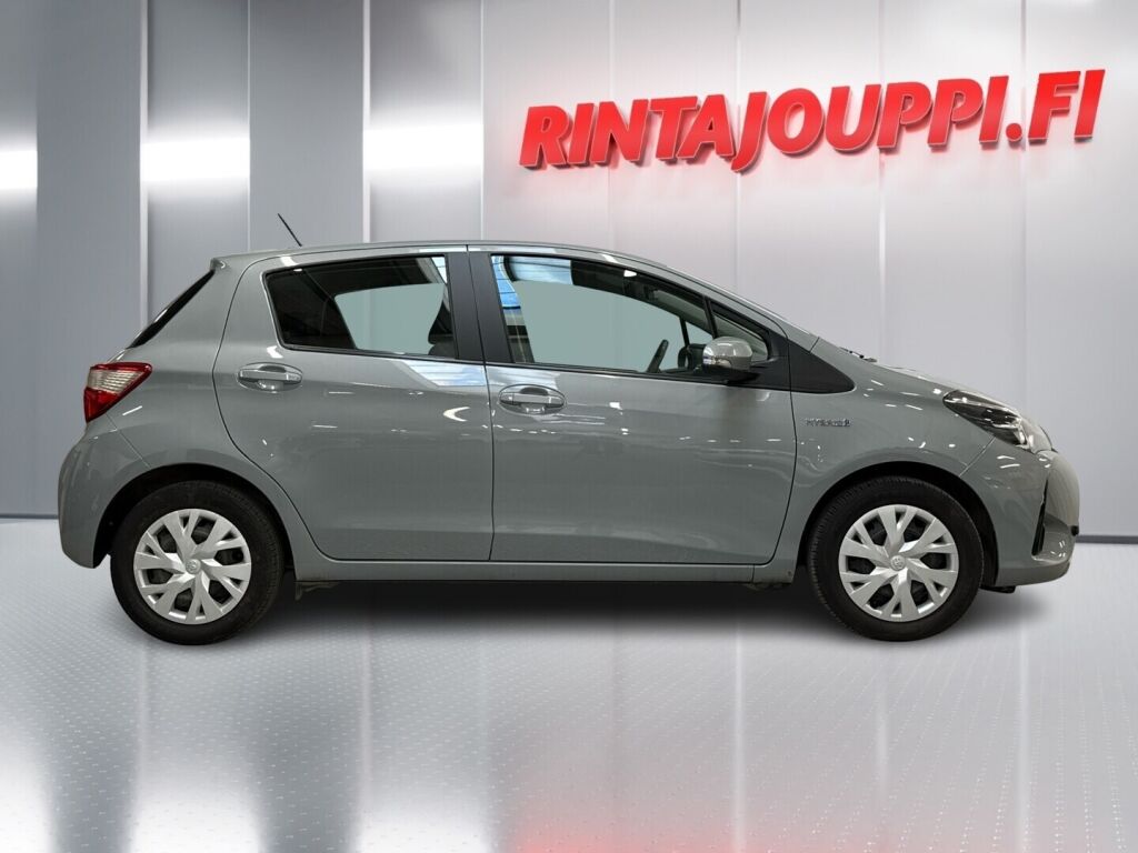 Toyota Yaris 2018 Harmaa