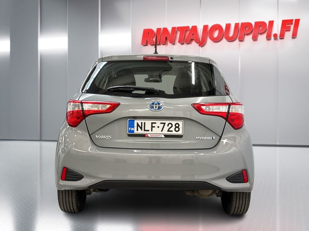 Toyota Yaris 2018 Harmaa