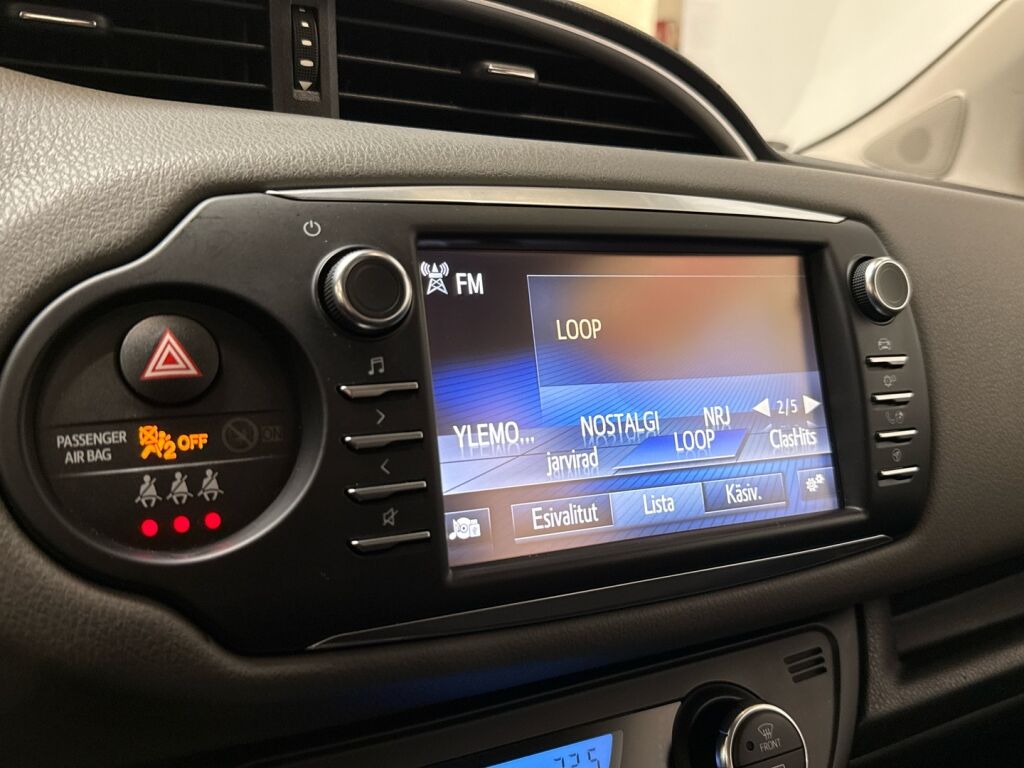 Toyota Yaris 2018 Harmaa