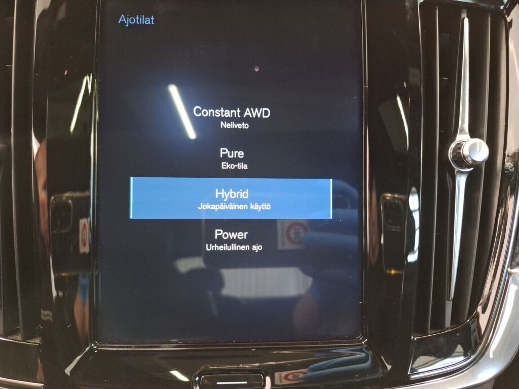 Volvo S90 2018 Musta