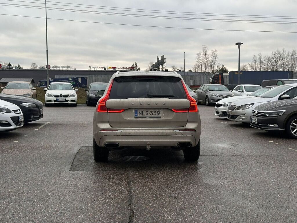 Volvo XC60 2018 Ruskea (beige)