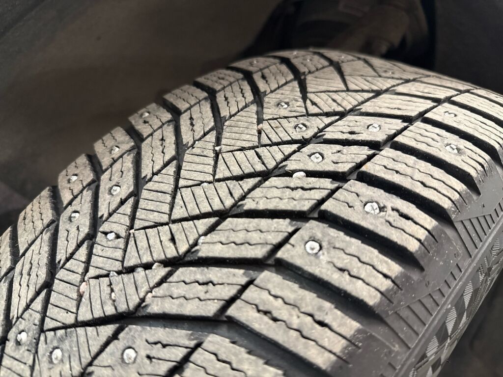 Volvo XC60 2018 Ruskea (beige)