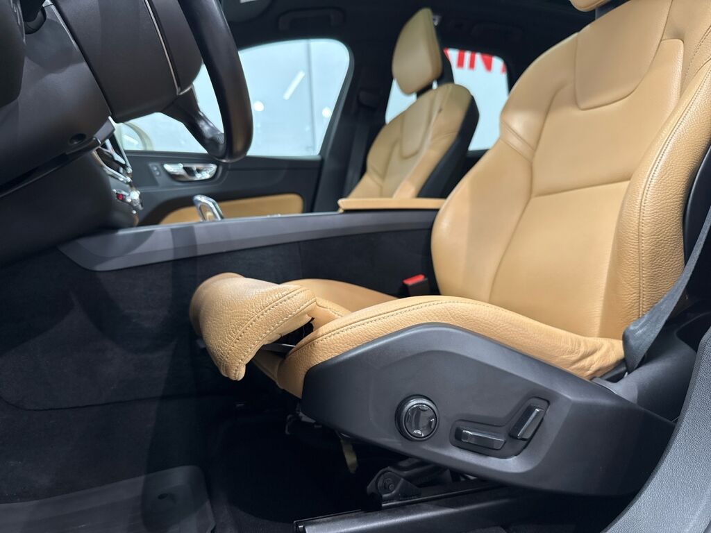 Volvo XC60 2018 Ruskea (beige)