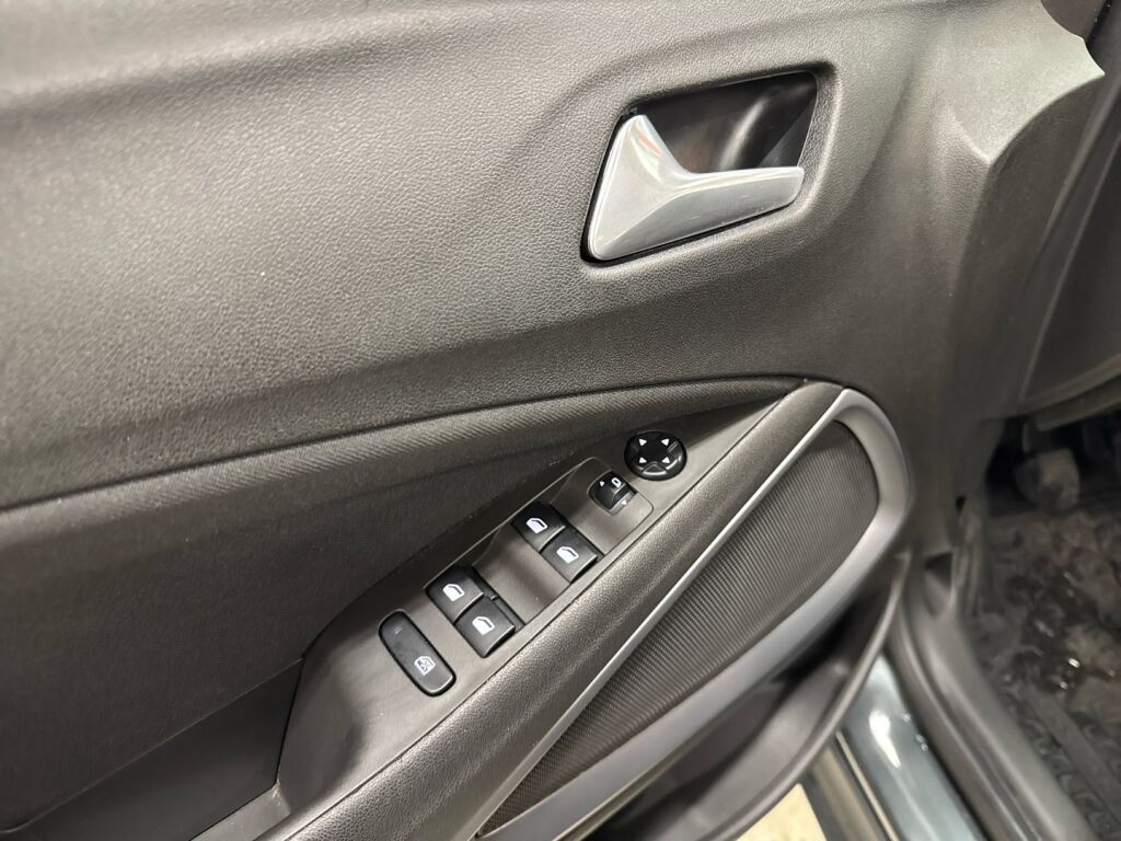 Opel Crossland X 2018 Harmaa