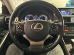 Lexus IS 2015 Musta