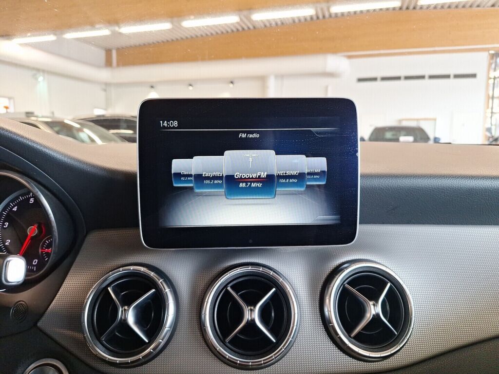 Mercedes-Benz CLA 2018 Musta