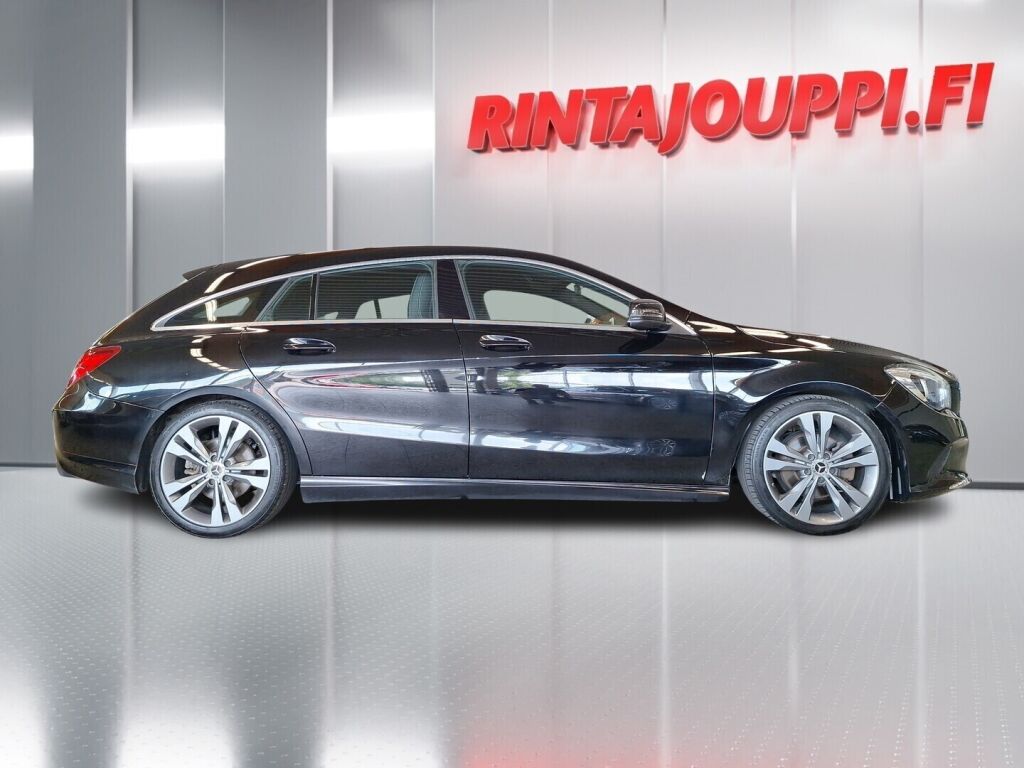 Mercedes-Benz CLA 2018 Musta