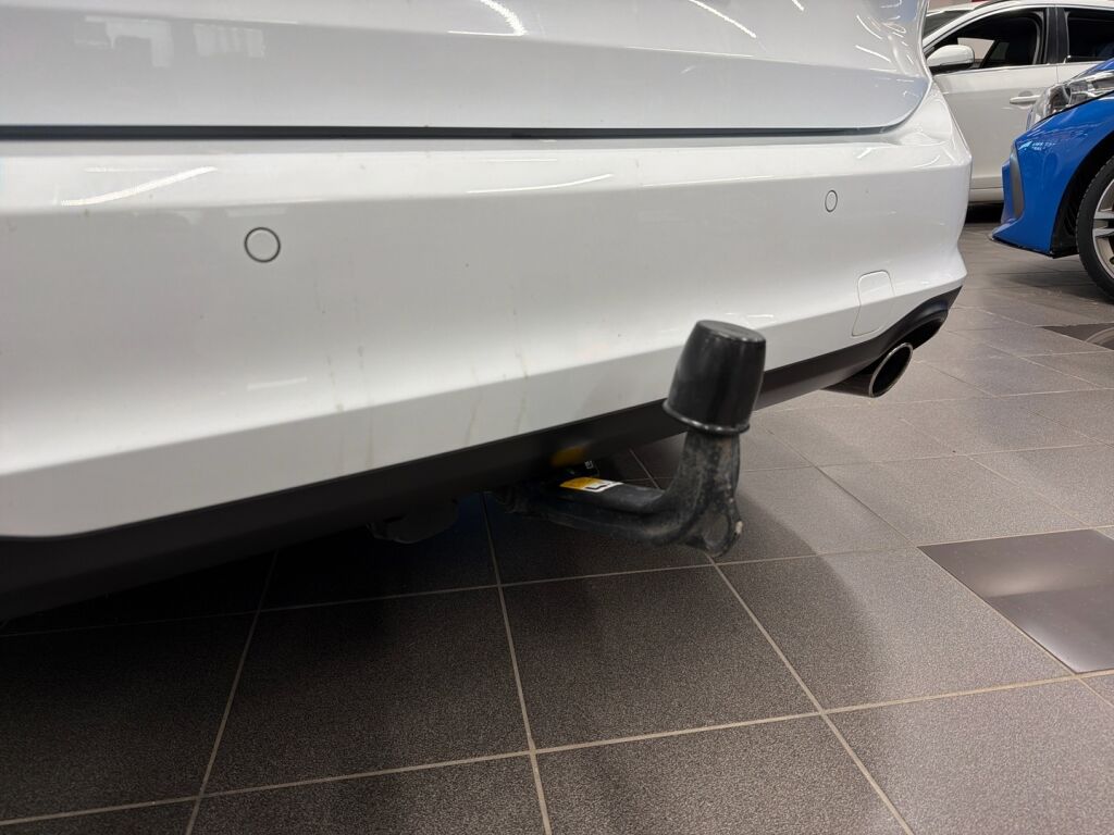 Ford Focus 2018 Valkoinen