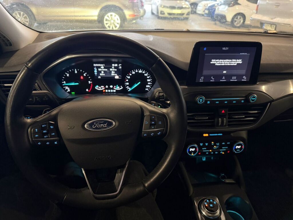 Ford Focus 2018 Valkoinen