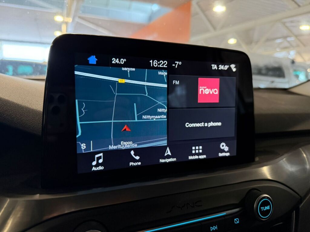 Ford Focus 2018 Valkoinen