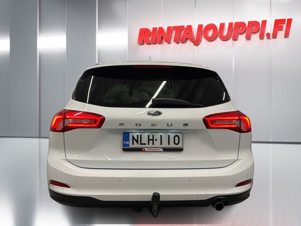 Ford Focus 2018 Valkoinen