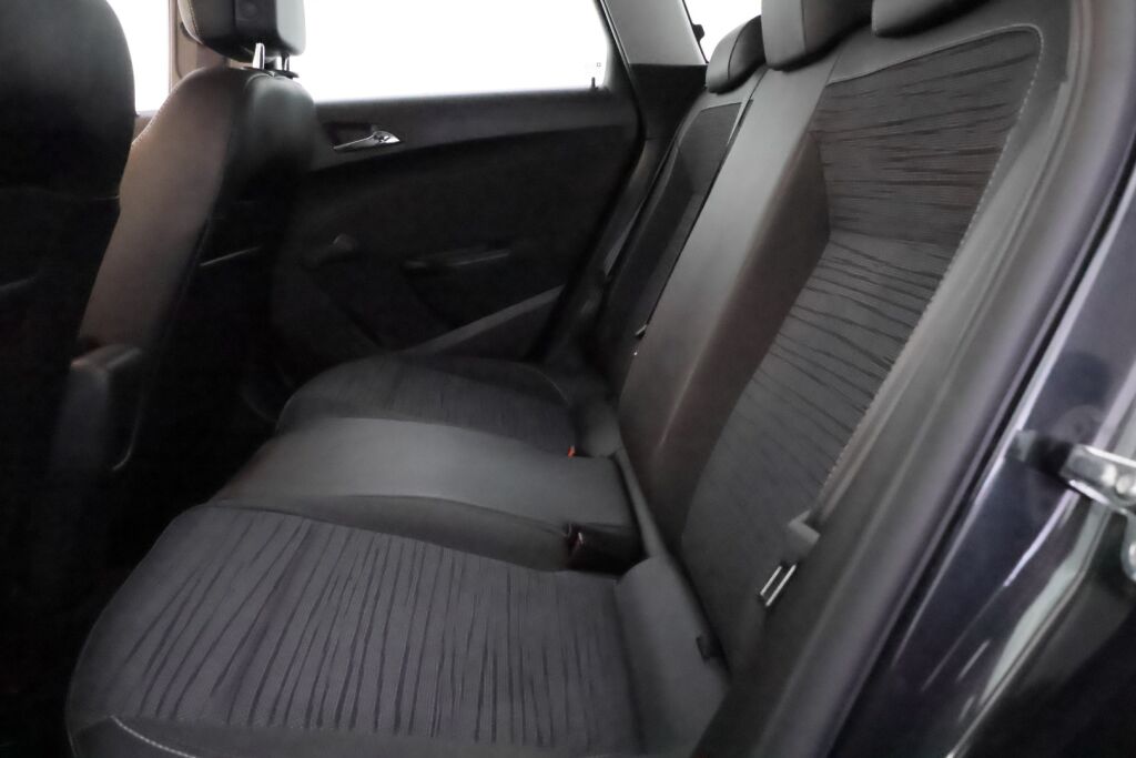 Opel Astra 2014 Musta