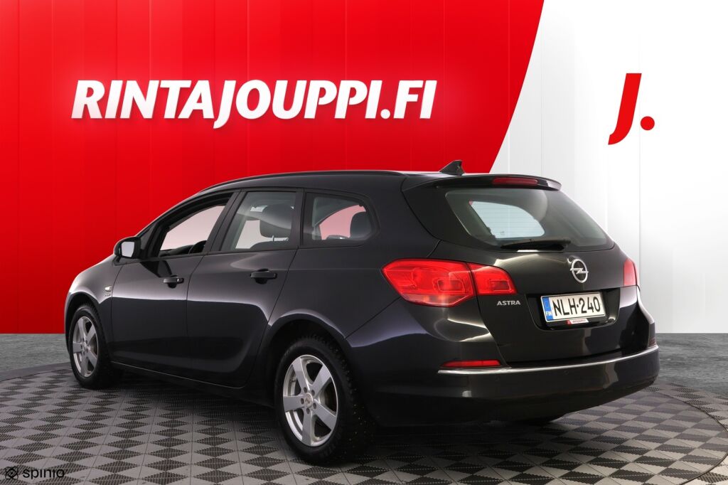 Opel Astra 2014 Musta