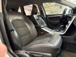 Volvo V70 2015 Valkoinen